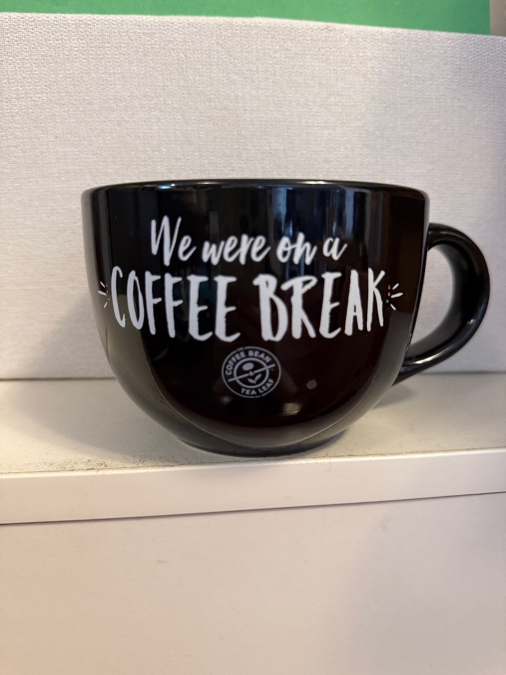Friends x Coffee Bean 25th Anniversary Coffee Mug